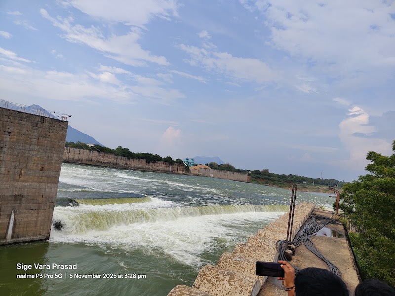 Somasila Dam - Somasila Dam, F8R3+5JG, Somasila Rd, Chapurallapalle, Andhra Pradesh 524300, India