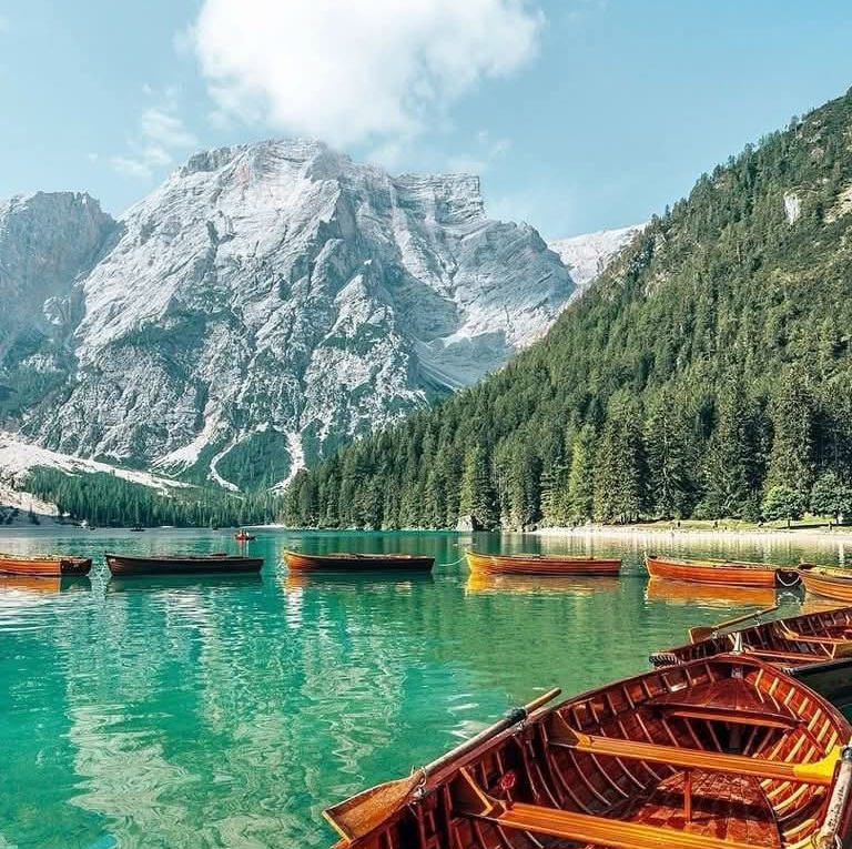 Altes Holzhaus Pragser Wildsee - Altes Holzhaus Pragser Wildsee, 39030 Prags, Autonomous Province of Bolzano – South Tyrol, Italy