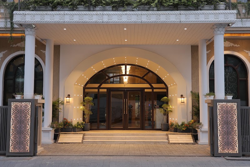 Grandeur Boutique Staycation - Grandeur Boutique Staycation Kesar Pushp, Plot No. 66, Vidhya Marg Road, near neemach mata ropeway, Dewali, Panchwati, Udaipur, Rajasthan 313004, India