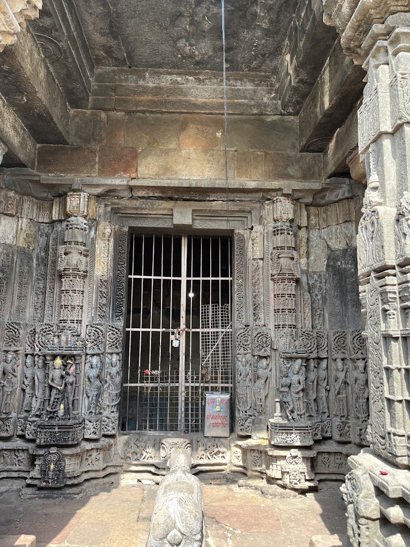 Shri Mamleshwar Temple - Shri Mamleshwar Temple Brahmpuri, Omkareshwar, Madhya Pradesh 450554, India