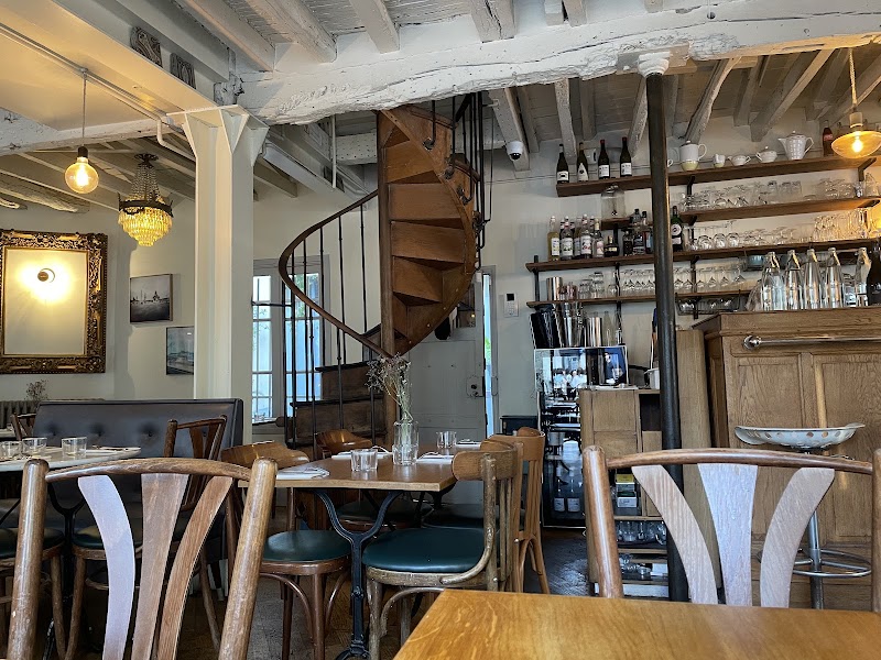 Les Vinaigriers - Les Vinaigriers 42 Rue des Vinaigriers, 75010 Paris, France