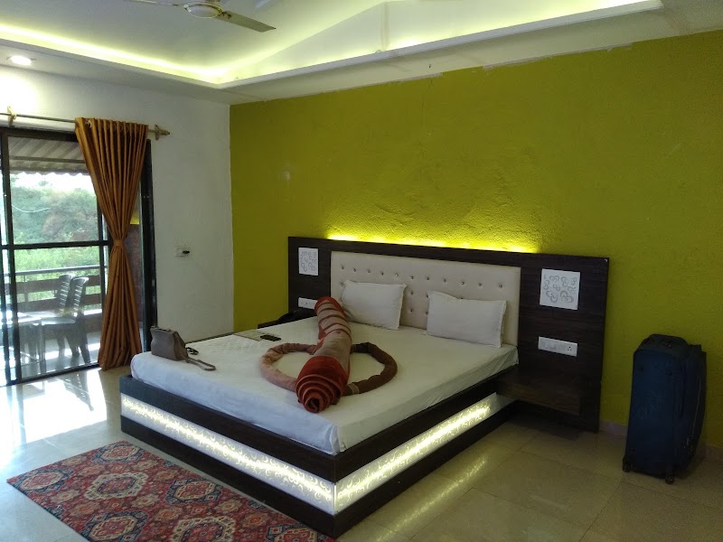 Mulberry inn and Cottages - Mulberry inn and Cottages, Survey No. 51, Near Metgutad Post, Office, Panchgani - Mahabaleshwar Rd, Mahabaleshwar, Metgutad, Maharashtra 412806, India