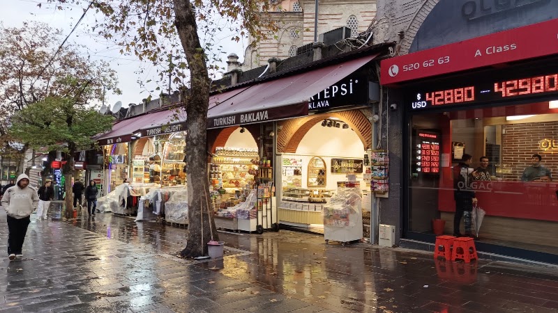 Laleli Pazarı - Laleli Pazarı, Kemal Paşa, Ordu Cd. No:40, 34134 Fatih/İstanbul, Türkiye