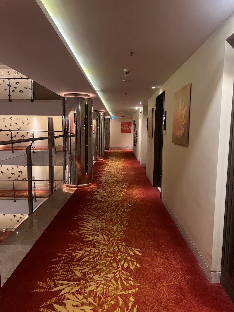 Fortune Park, Vellore - Member ITC hotels' group - Fortune Park, Vellore - Member ITC hotels' group Auxulium College Roundtana. Gandhinagar, No 31/32 A, 7th East Main Rd, Suthanthira Ponvizha Nagar, Gandhi Nagar, Vellore, Tamil Nadu 632006, India
