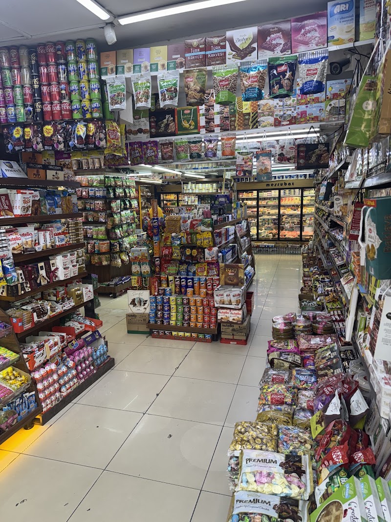 Laleli Market - Laleli Market, Aksaray, Mesihpaşa Cd. No:6, 34130 Fatih/İstanbul, Türkiye