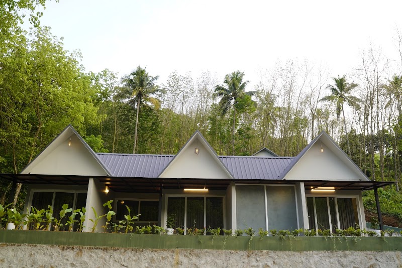 Elephant Village Private Pool Villa - Elephant Village Private Pool Villa Anakulam - Mankulam Rd, Anakulam, Kerala 685565, India