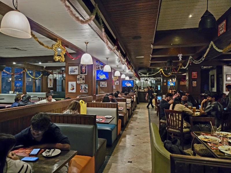 Effingut Koregaon Park - Pune's most loved craft brew pub - Effingut Koregaon Park - Pune's most loved craft brew pub Plot No. 389, Serene Bay, No. 21/A, Lane No. 6, Ashok Chakra Society, Meera Nagar, Koregaon Park, Pune, Maharashtra 411001, India