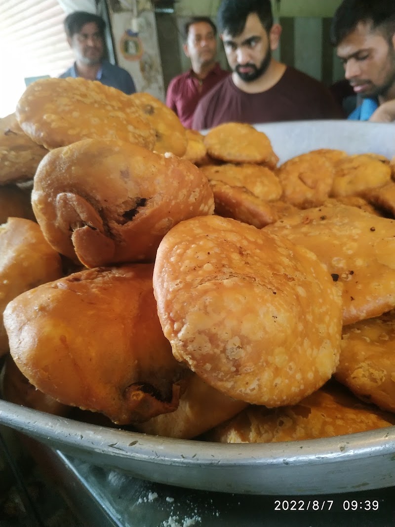Shankar Samosa - Shankar Samosa Shop No. 110, 111, Gurunanakpura, Raja Park, Jaipur, Jaipur Nagar Nigam Area, Rajasthan 302004, India