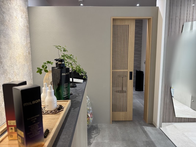 The Head Spa Tokyo Kyoto - The Head Spa Tokyo Kyoto, Japan, 〒604-8032 Kyoto, Nakagyo Ward, Yamazakichō, 二丁目２５８ AD-G 四条河原町 5F-C