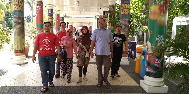 Parkir Dufan - Parkir Dufan VRFJ+3PM, Jl. Pantai Indah, RW.10, Ancol, Kec. Pademangan, Jkt Utara, Daerah Khusus Ibukota Jakarta 14430, Indonesia