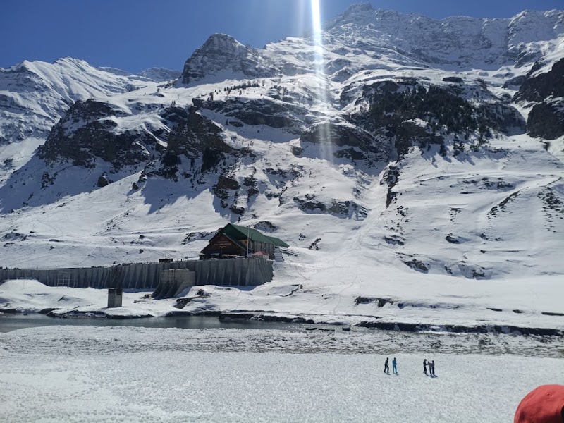 Sissu Himachal Pradesh - Sissu Himachal Pradesh F4JF+3Q7, Sissu, Himachal Pradesh 175140, India
