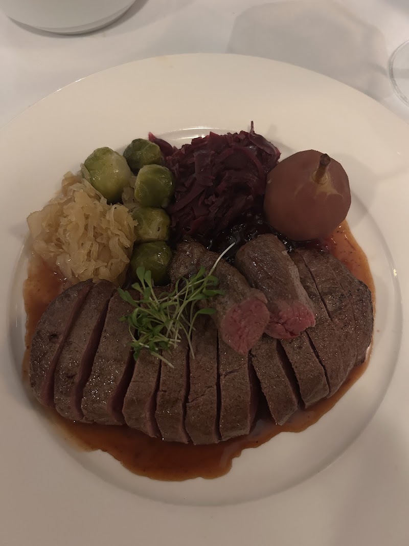 Drie Cronen Restaurant - Drie Cronen Restaurant Hofstraat 1, 6017 AK Thorn, Netherlands