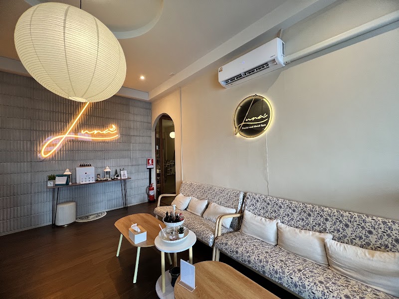 LUNA SPA - LUNA SPA, 6 Thanon Mae Luan Rang Hill, Tambon Wichit, Amphoe Mueang Phuket, Chang Wat Phuket 83000, Thailand