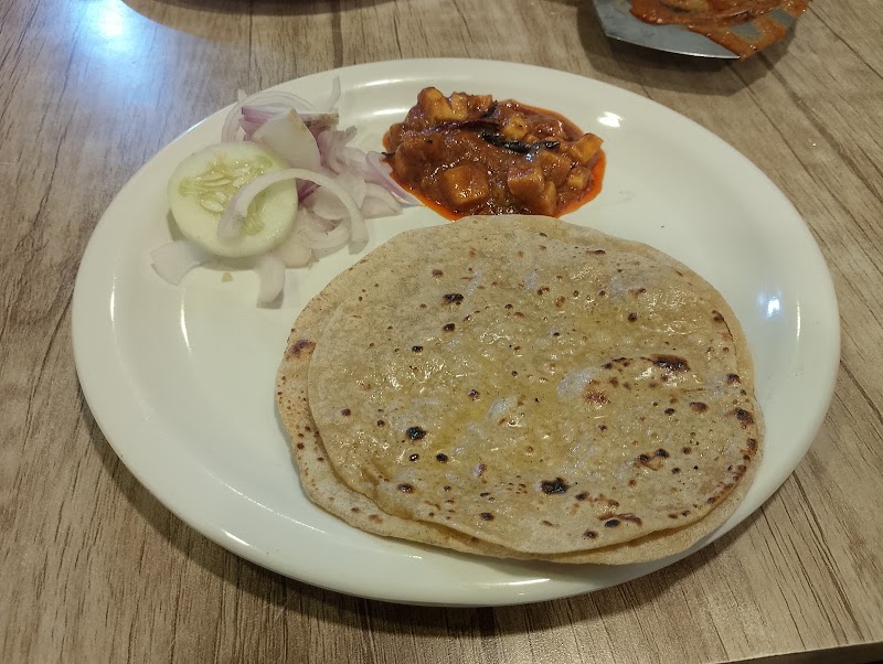 GRAND HOTEL BHILAI - GRAND HOTEL BHILAI Shop No 9 T Market, power house, Janjgiri, Chhattisgarh 490001, India