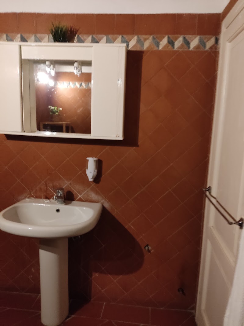 Dante's Relais - Dante's Relais, Piazza de Cimatori, 1, 50122 Firenze FI, Italy