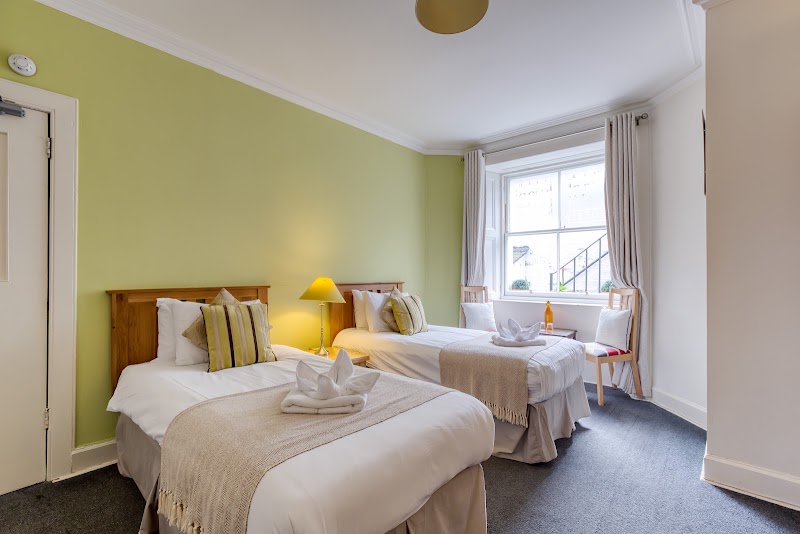 No.32 Hotel - No.32 Hotel, 32 Coates Gardens, Edinburgh EH12 5LE, UK