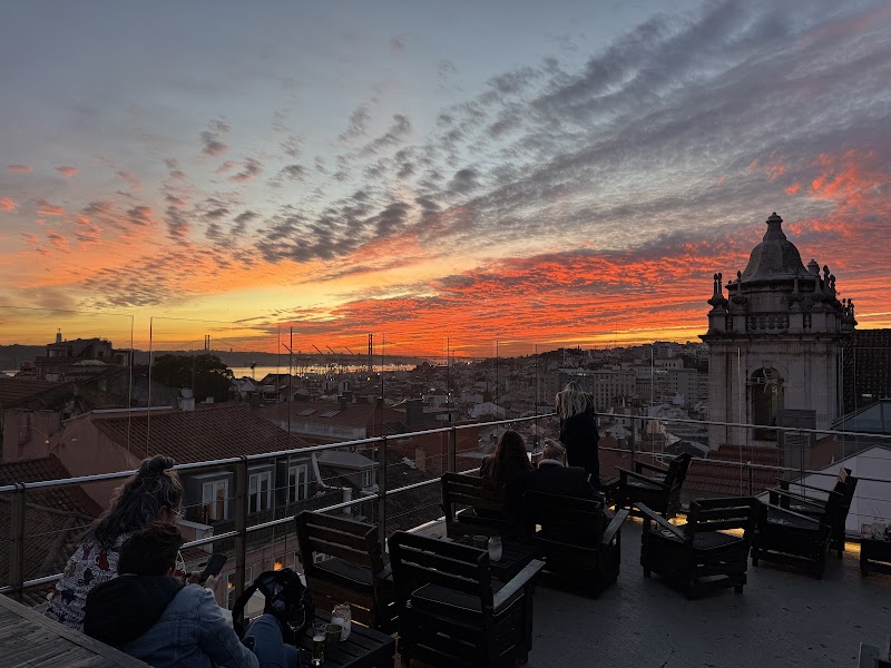 Park Rooftop - Park Rooftop, Calçada do Combro 58, 1200-123 Lisboa, Portugal