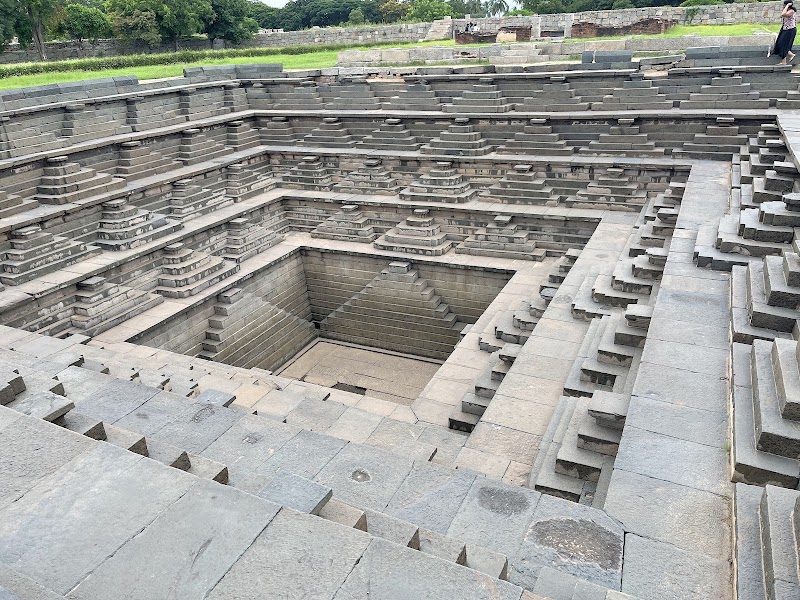 Queen's Bathhouse - Queen's Bathhouse, 8F7C+9X9, Kamalapura, Karnataka 583221, India