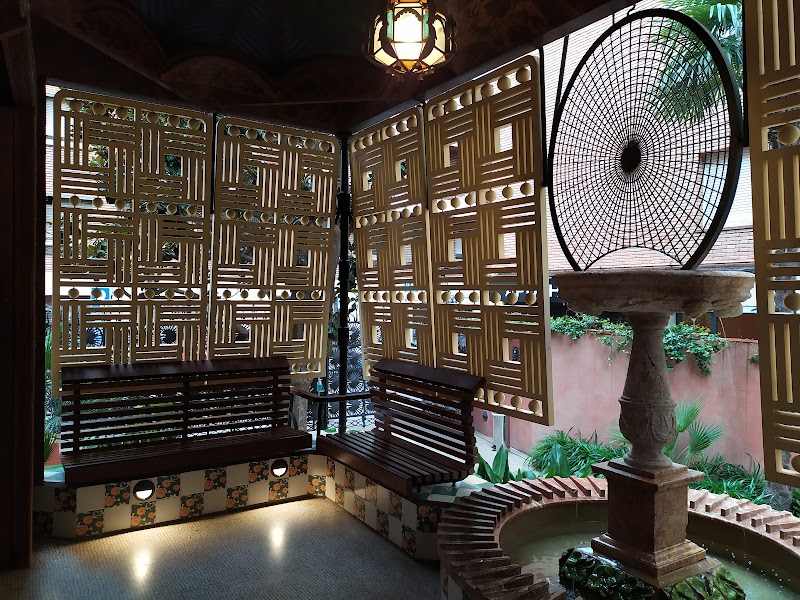 Casa Vicens Gaudí - Casa Vicens Gaudí Carrer de les Carolines, 20-26, Gràcia, 08012 Barcelona, Spain