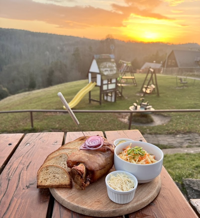 Resort Mezná - Resort Mezná, Mezná 80, 407 17 Hřensko-Děčín 2, Czechia