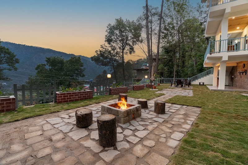 Villa bliss by Ravi&Jazz - Villa bliss by Ravi&Jazz, 1 upper hill lane, sabatoo road, Dharampur, Kasauli, Himachal Pradesh 173209, India