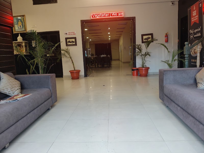 Kasuri - Veg. Restaurant - Kasuri - Veg. Restaurant Ground Floor, Hotel Ace Plaza, Gulab Bagh Rd, opp. Sindhi Dharamshala, Old City, Brahmpuri, Udaipur, Rajasthan 313001, India