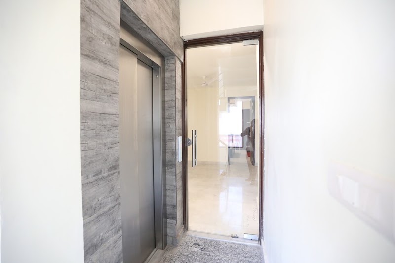 Capital O Hotel Cozy Inn - Capital O Hotel Cozy Inn, Ram Murthi Pasi Marg, Sector 11, Rohini, Alipur, Pocket 2, Sector 11C, Tehsil, Delhi, 110085, India