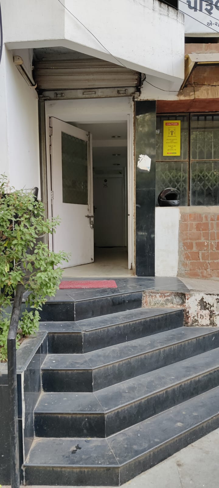 KTC India - Luxury Car Rental - KTC India - Luxury Car Rental S.F-203, Anushree, Satyavadi CHSL, Ashram Rd, near Bank of Baroda, Shanti Nagar, Usmanpura, Ahmedabad, Gujarat 380013, India