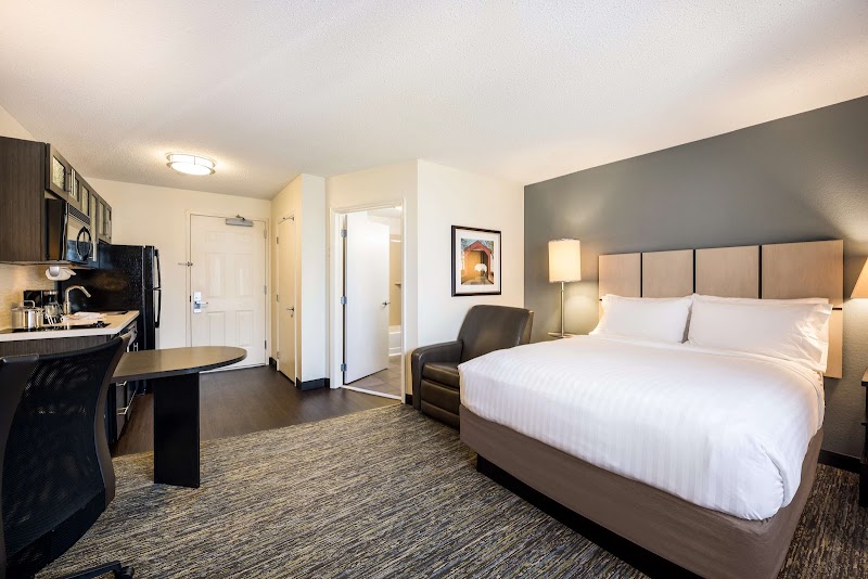 Sonesta Simply Suites Phoenix Tempe - Sonesta Simply Suites Phoenix Tempe, 1335 W Baseline Rd, Tempe, AZ 85283, USA