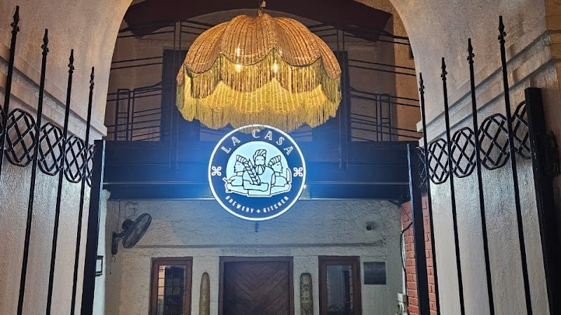 La Casa Brewery + Kitchen