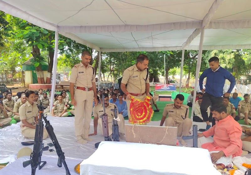 Office Of Superintendent Of Police, Raipur (C.G.) - Office Of Superintendent Of Police, Raipur (C.G.), Senior superintendent of police office, Civil Lines, Raipur, Chhattisgarh 492001, India