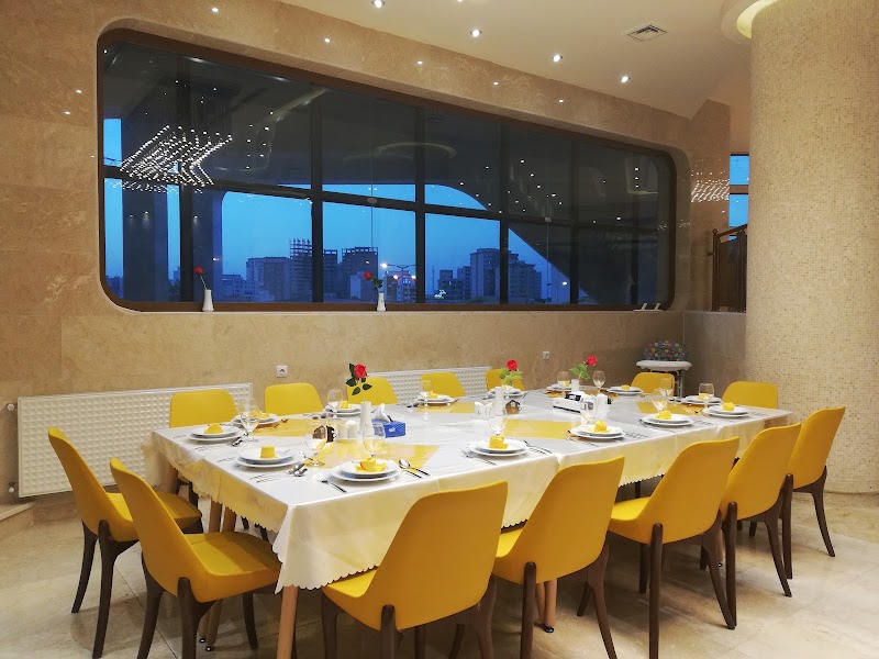 Royal Park Hotel & Spa - Royal Park Hotel & Spa, 43XH+X48, Sareyn, Ardabil Province, Iran