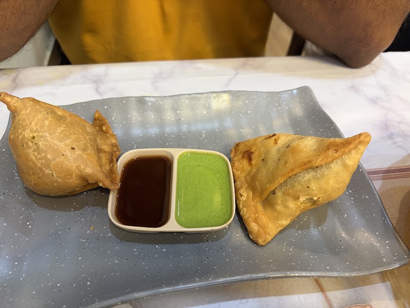 Gujarat Indian Restaurant 2 - Gujarat Indian Restaurant 2 72b Lê Lợi, Bến Thành, Hồ Chí Minh, Vietnam