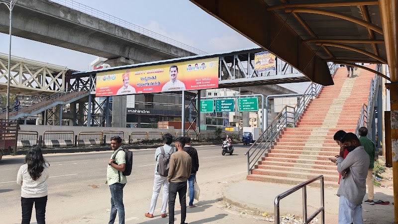 Silk Board Skywalk Bridge - Silk Board Skywalk Bridge WJ6G+Q87, Roopena Agrahara, Bommanahalli, Bengaluru, Karnataka 560068, India