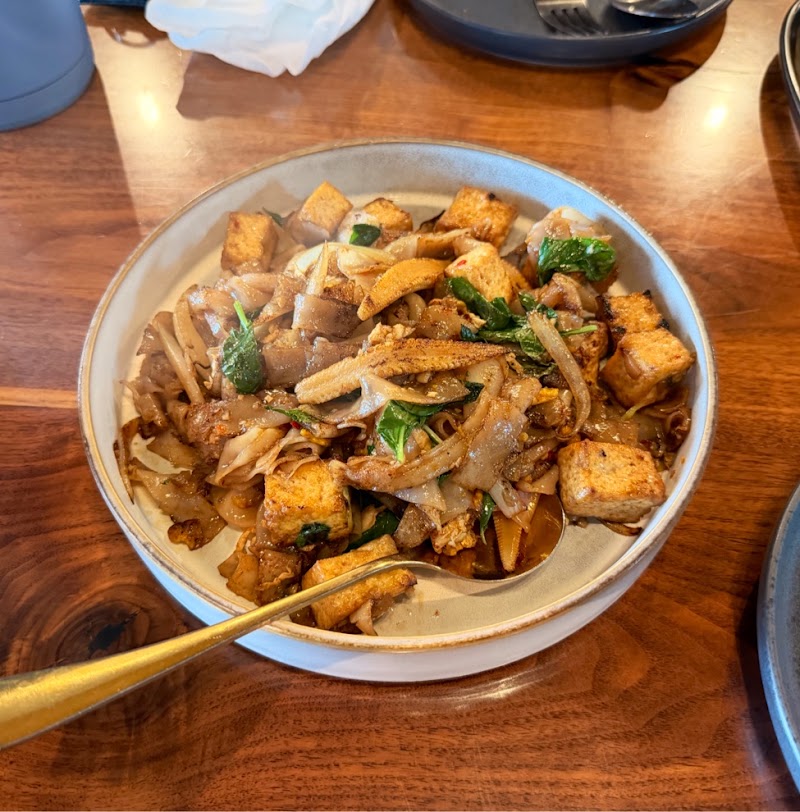 Me'Khun Delicacies - Me'Khun Delicacies, 1321 N Westgreen Blvd #300, Katy, TX 77449, USA
