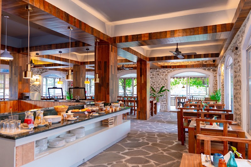 Nomad Pokhara Hotel - Nomad Pokhara Hotel, Lakeside Rd, Pokhara 33700, Nepal