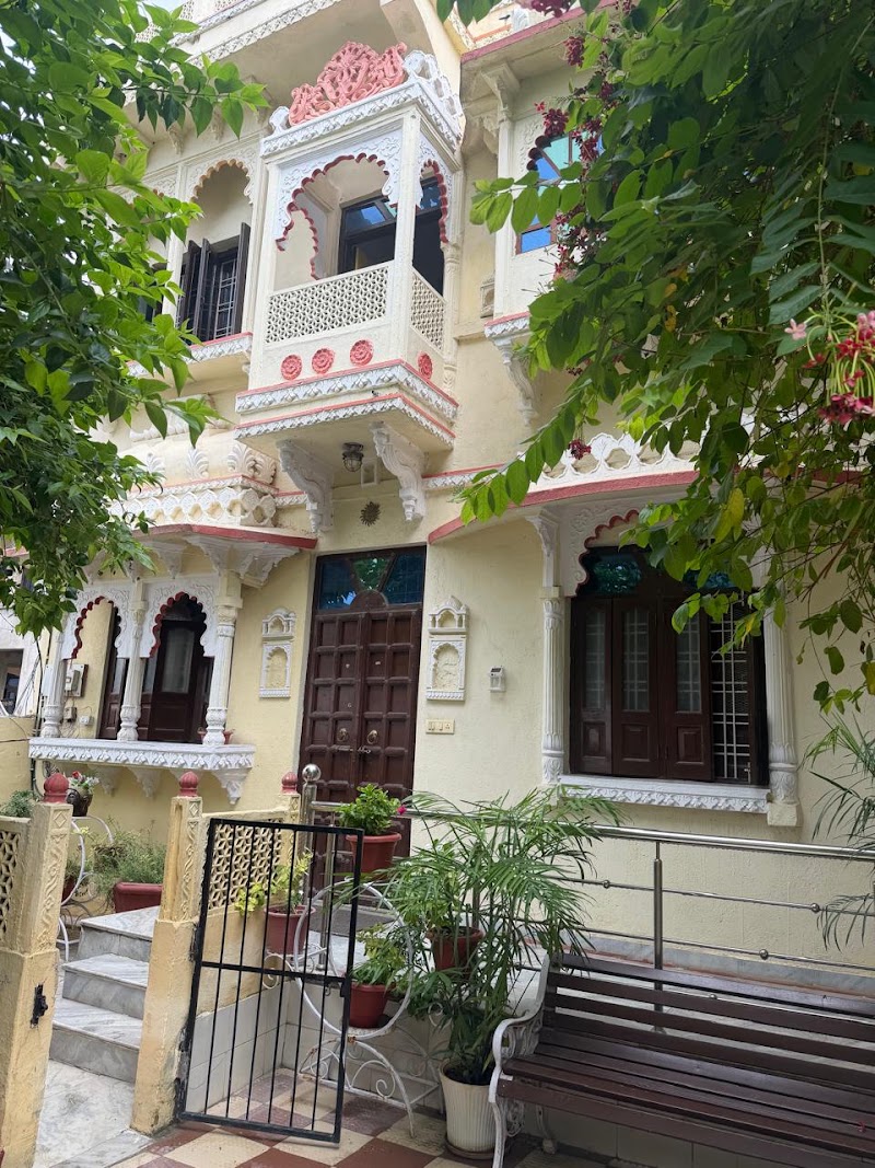 Lasani house home stay Udaipur - Lasani house home stay Udaipur Lasani house no. 10, near Kheda Circle, Shreenath Nagar, Sector 14, Hiran Magri, Udaipur, Gordhan Vilas Rural, Rajasthan 313001, India
