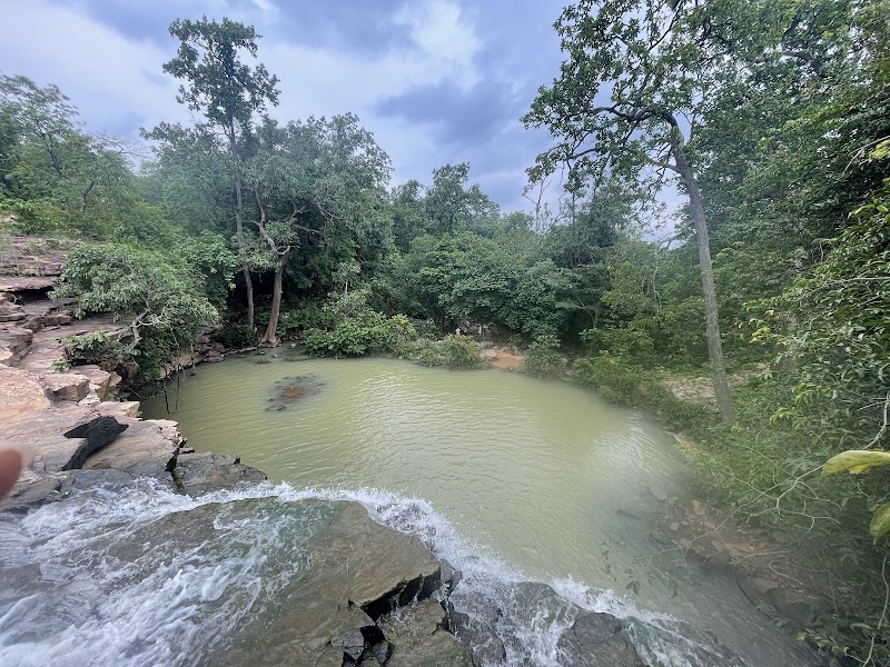Lingodarha Waterfall - Lingodarha Waterfall, 3GF9+GQ, Bavnimari, Chhattisgarh 494331, India