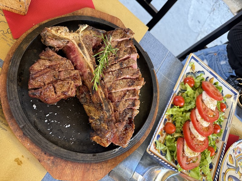 Taverna Dei Servi Firenze - Taverna Dei Servi Firenze Via dei Servi, 52/rosso, 50122 Firenze FI, Italy