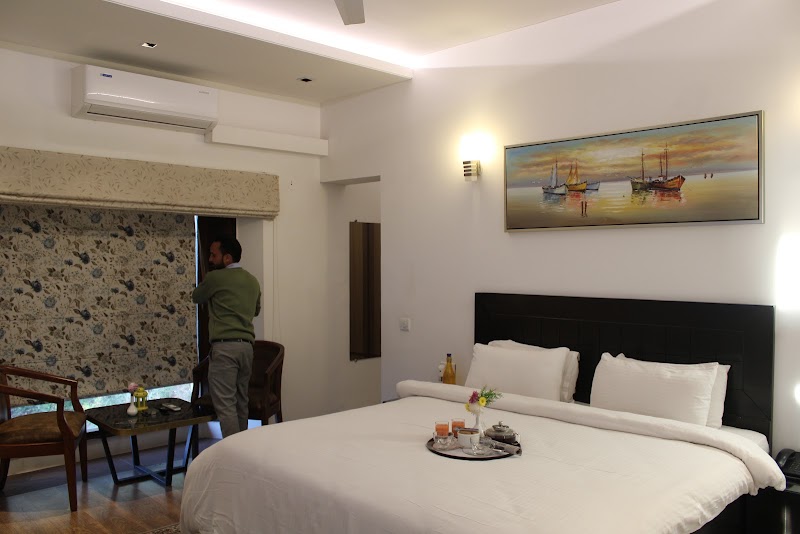 Timbuktoo kasauli Homestay - Timbuktoo kasauli Homestay, Garkhal Jagjitnagar Road, Near pump house, vill Khadoli, Distt, Kasauli, Himachal Pradesh 173225, India