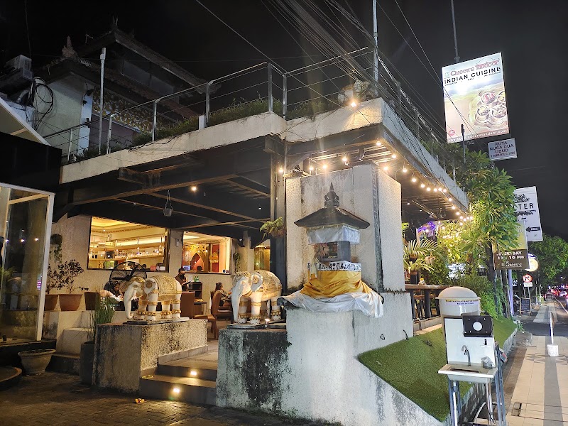 Queen's Tandoor - Indian Restaurant Seminyak Bali - Queen's Tandoor - Indian Restaurant Seminyak Bali, Jl. Raya Seminyak No.1, Seminyak, Kec. Kuta, Kabupaten Badung, Bali 80361, Indonesia
