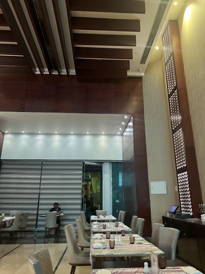 Thyme Restaurant - The Umrao - Thyme Restaurant - The Umrao National Highway 8, Rajokri Rd, D Block, Samalkha, Pushpanjali Farms, New Delhi, Delhi 110097, India