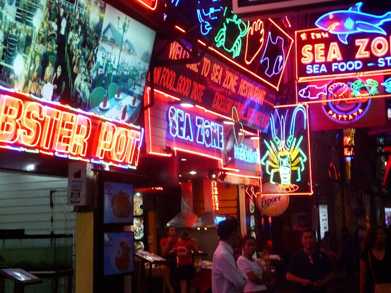 Pattaya Walking Street - Pattaya Walking Street Walking St, Muang Pattaya, Amphoe Bang Lamung, Chang Wat Chon Buri 20150, Thailand