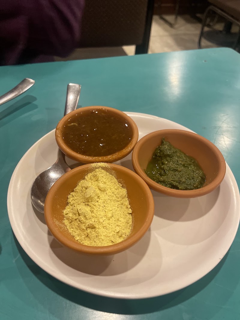 Vithal's Family Restaurant and Bar - Vithal's Family Restaurant and Bar 13/15, a.k Naik Marg, near mukta cinema cst, Azad Maidan, Fort, Mumbai, Maharashtra 400001, India