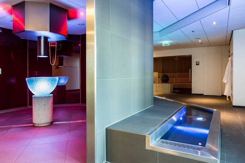 Fletcher Wellness-Hotel Leiden - Fletcher Wellness-Hotel Leiden Bargelaan 180, 2333 CW Leiden, Netherlands