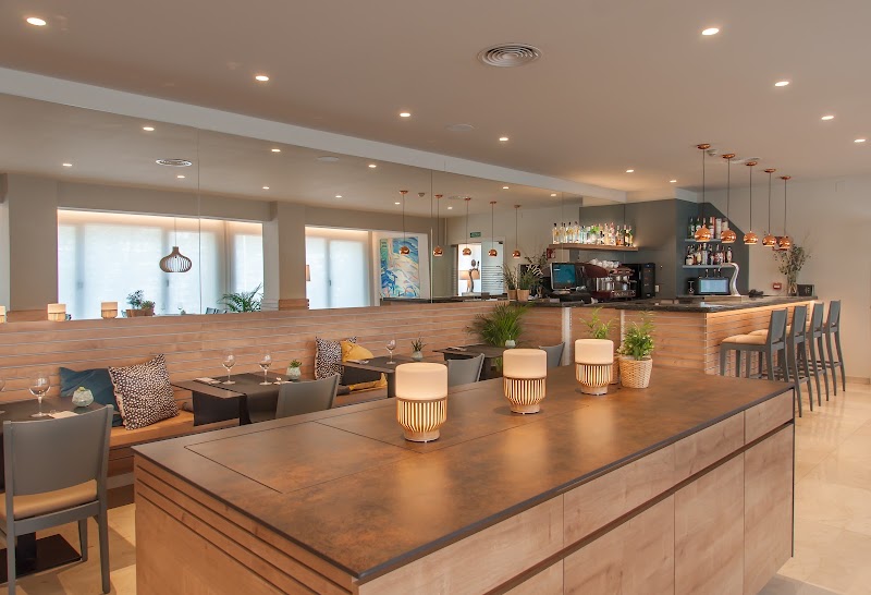 Hotel Costabella Girona - Hotel Costabella Girona Avinguda de França, 61, 17007 Girona, Spain