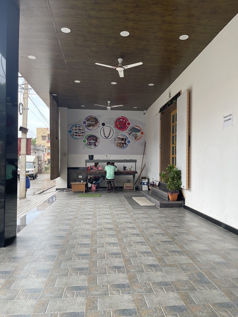 Rajasthan Gems & Jewel Palace - Rajasthan Gems & Jewel Palace 18, Mahaveer Marg, Amer Rd, Ramgarhmode, Ganesh Colony, Parasrampuri, Jaipur, Rajasthan 302002, India