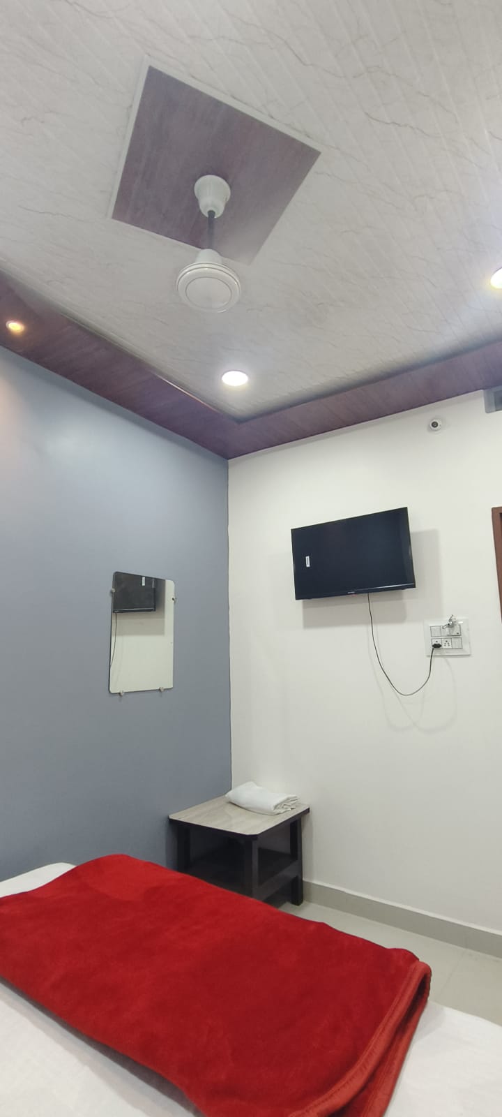 Annapurna Hotel - Annapurna Hotel, Mahakal Ghati, 27/2, 24 Khamba Marg, Jaisinghpura, Ujjain, Madhya Pradesh 456006, India