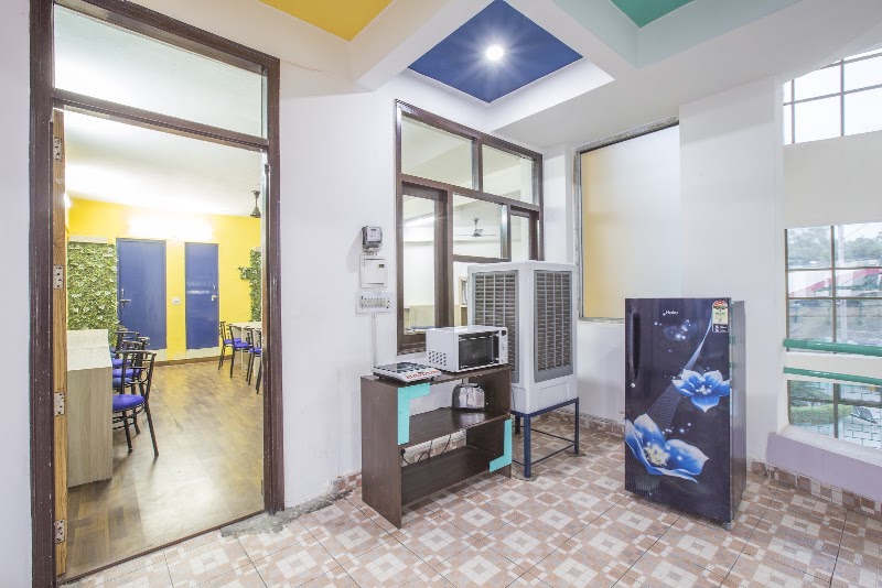 Stanza Living Paris House | Gents PG in Knowledge Park - Stanza Living Paris House | Gents PG in Knowledge Park 001/A3, Knowledge Park I, Greater Noida, Uttar Pradesh 201310, India
