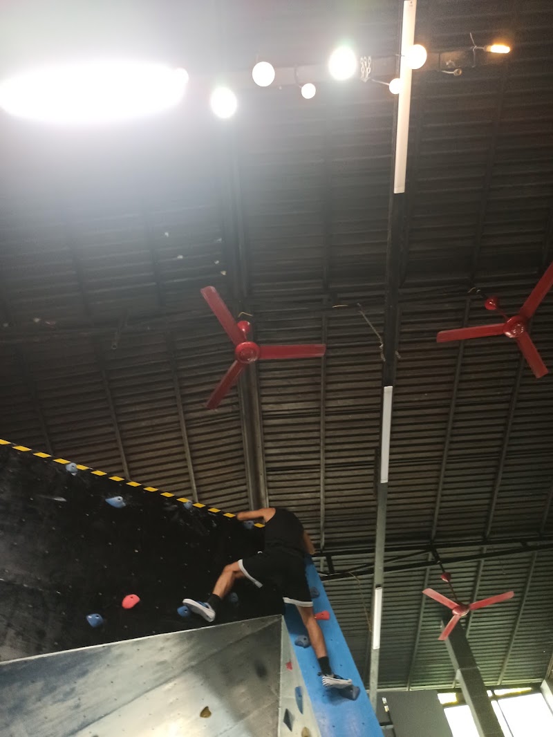Danang Climbing Gym - Danang Climbing Gym 119b Mai Am, Hải Châu, Đà Nẵng 550000, Vietnam